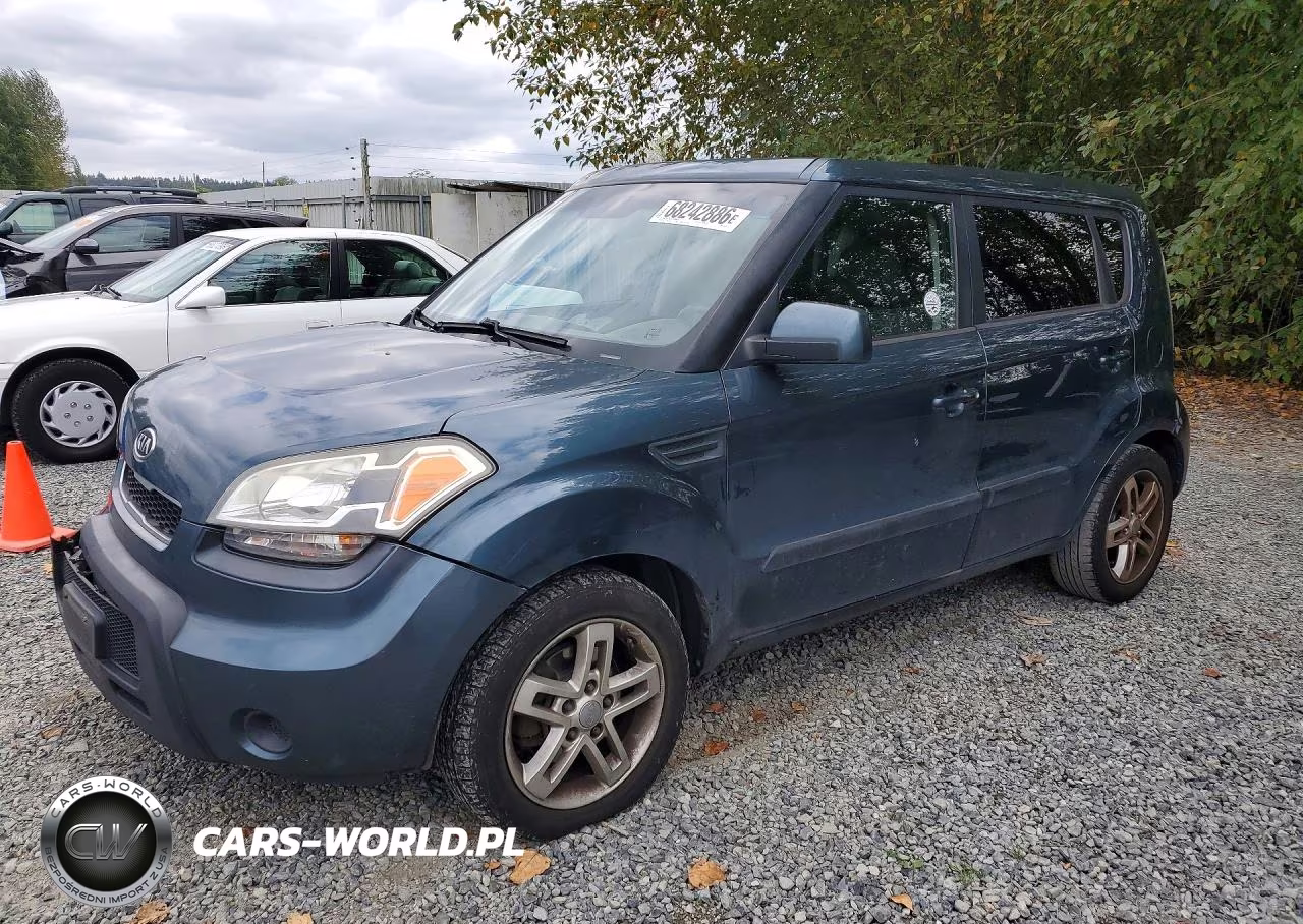 2011 Kia Soul +