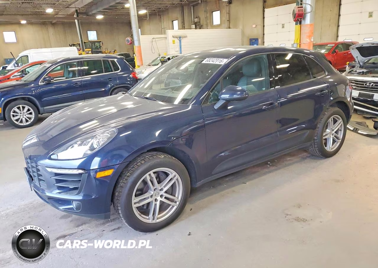 2018 Porsche Macan VIN:WP1AA2A55JLB12055 - 1