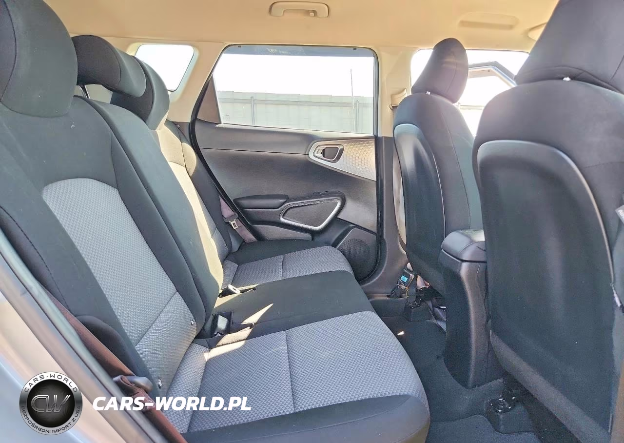 2022 Kia Soul Lx VIN:KNDJ23AU1N7836996 - 11