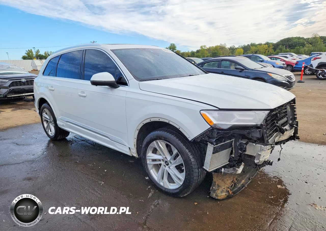 2022 Audi Q7 Premium Plus VIN:WA1LXBF74ND015216 - 4