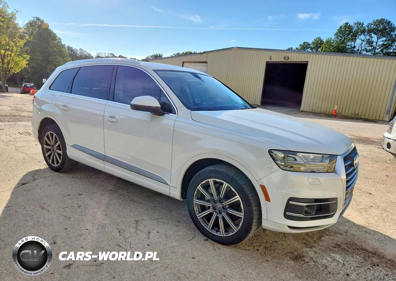 2017 Audi Q7 Prestige VIN:WA1VAAF79HD033364 - 4