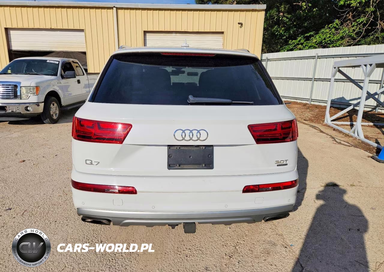 2017 Audi Q7 Prestige VIN:WA1VAAF79HD033364 - 6