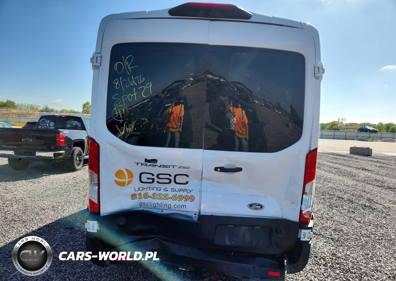 2019 Ford Transit T-250 VIN:1FTYR2CM5KKA32209 - 6