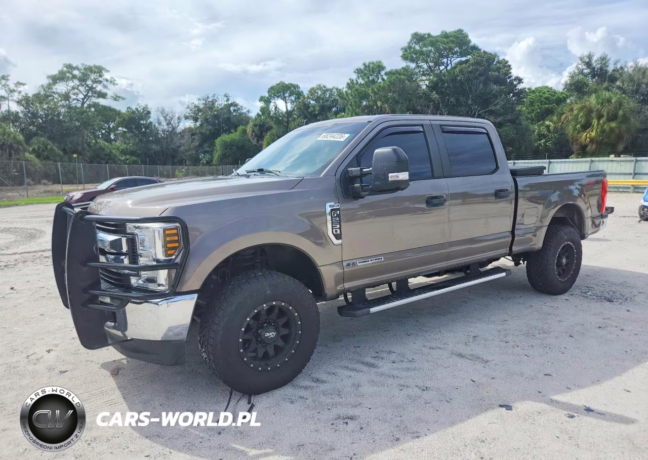 2019 Ford F250 Super Duty – zdjęcie 1 z 12