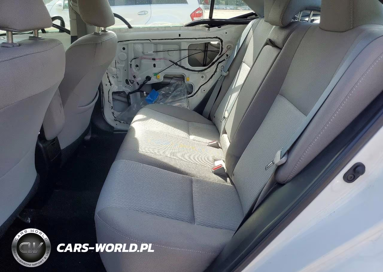 2016 Toyota Corolla Le VIN:2T1BURHE8GC551195 - 10