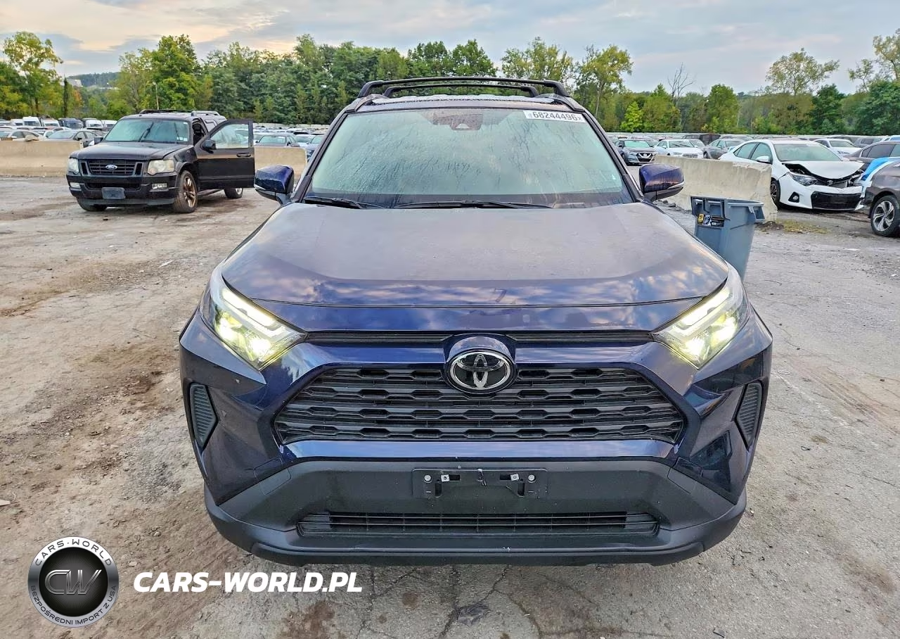 2025 Toyota Rav4 Hybrid Xle VIN:JTMRWRFV5SJ089929 - 5