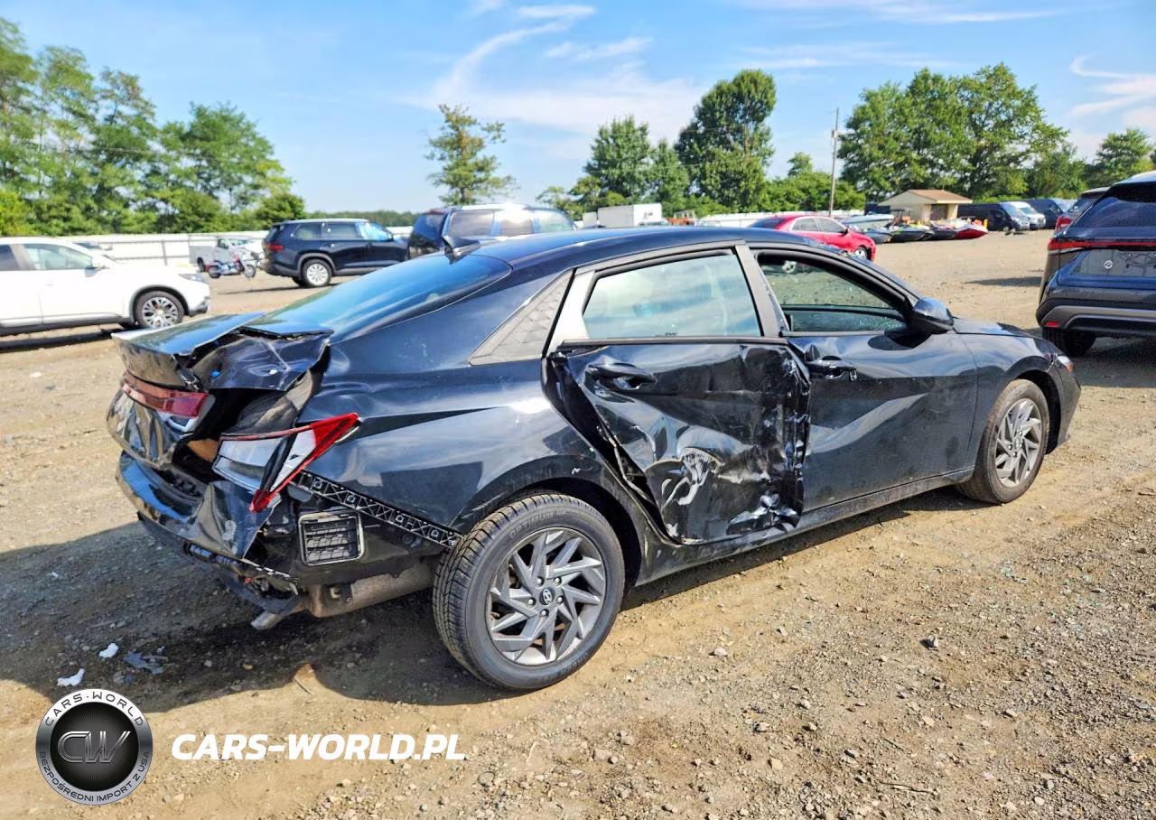 2024 Hyundai Elantra Sel VIN:KMHLM4DG4RU638124 - 3