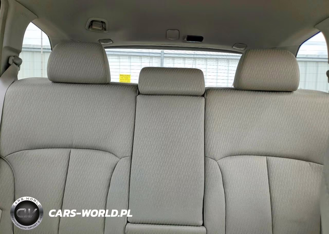 2010 Subaru Outback 3.6R Premium VIN:4S4BRDGC6A2380341 - 10