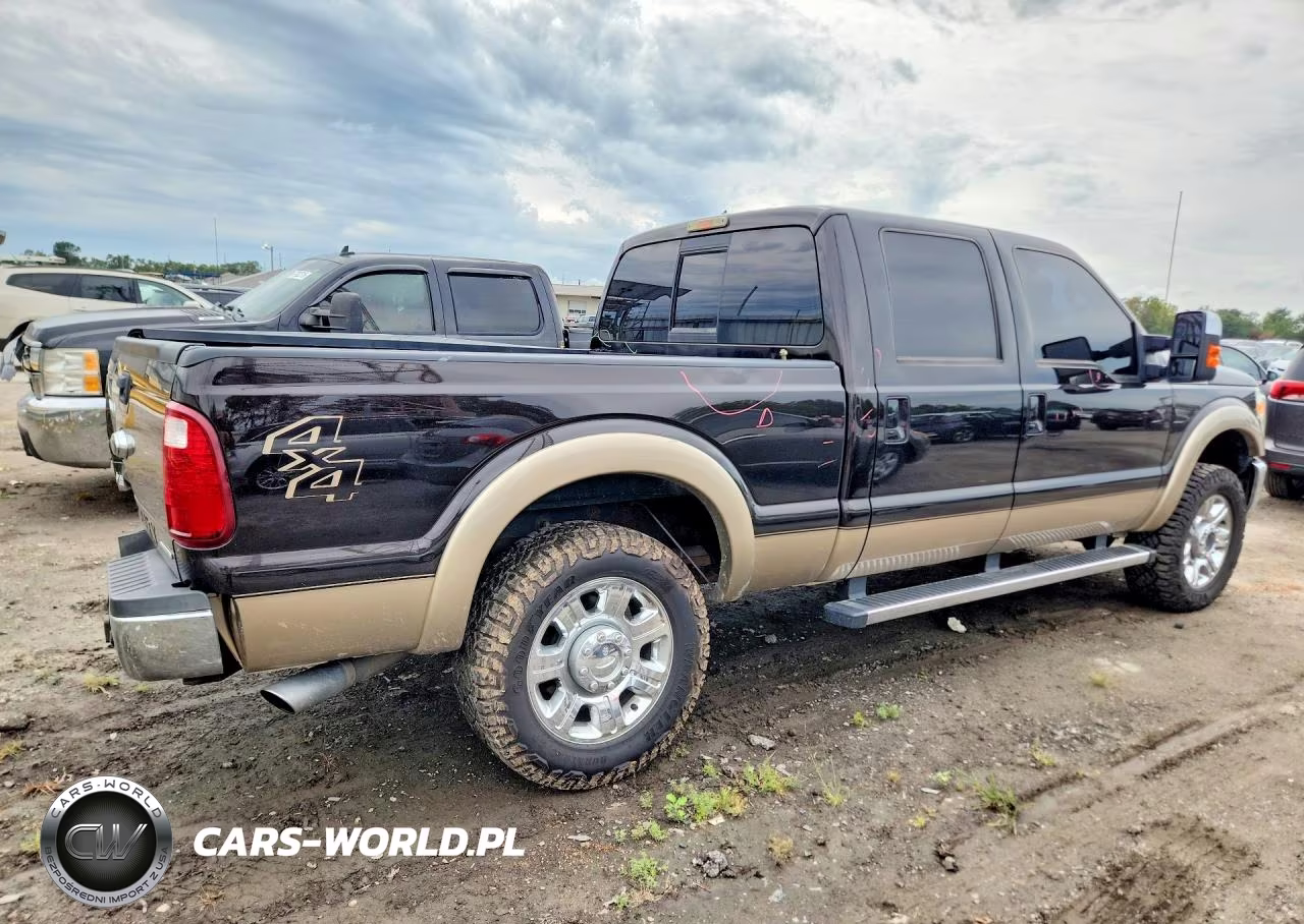 2013 Ford F250 Super Duty VIN:1FT7W2B62DEB56057 - 3