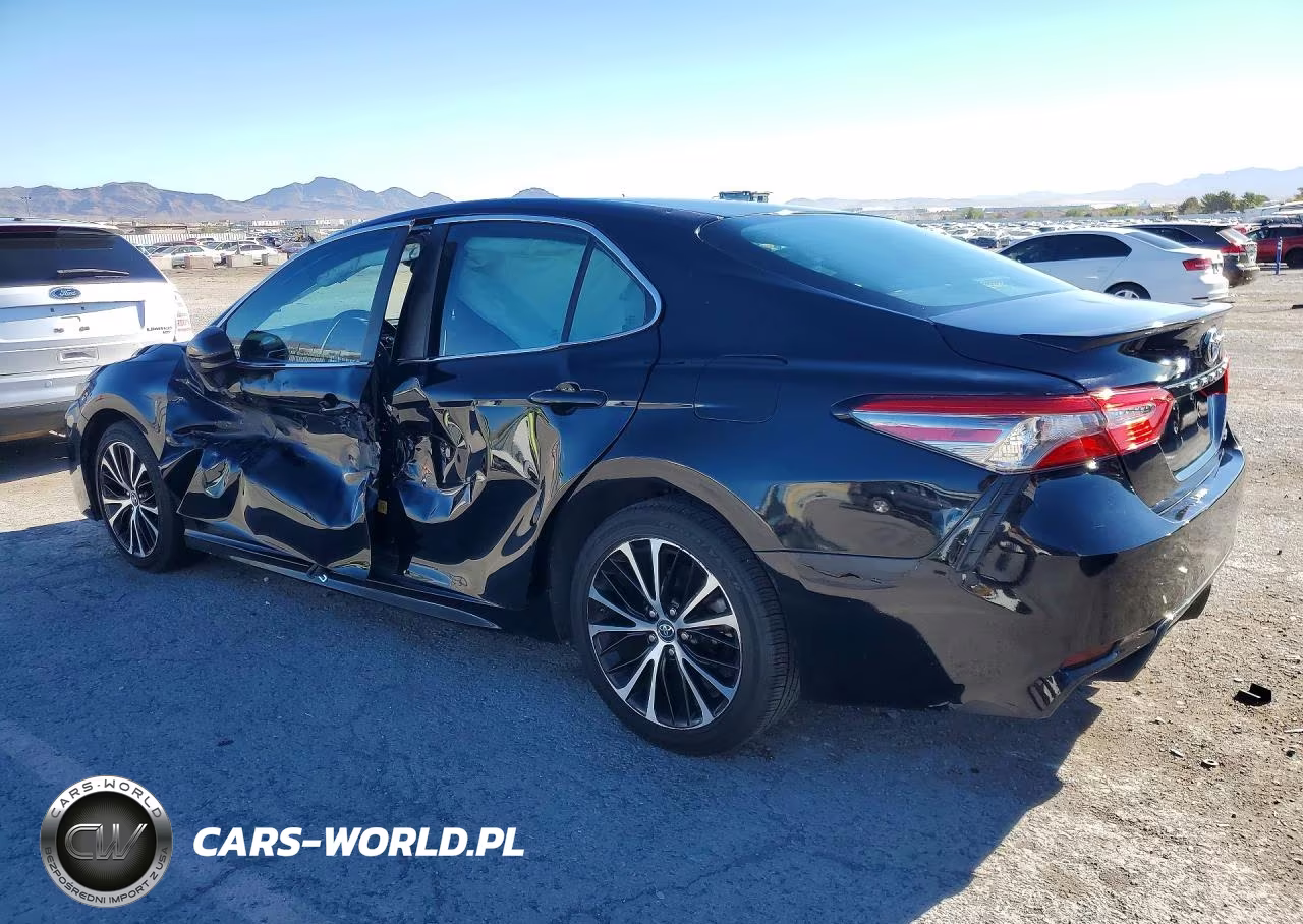2018 Toyota Camry Se VIN:4T1B11HKXJU127703 - 2