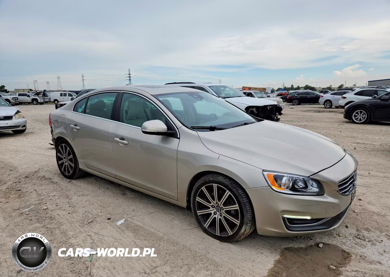 2018 Volvo S60 Inscription VIN:LYV402TKXJB168520 - 4