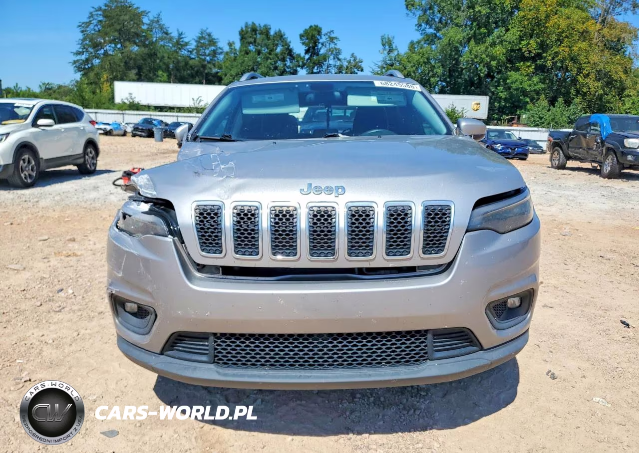 2019 Jeep Cherokee Latitude VIN:1C4PJLCBXKD455556 - 5
