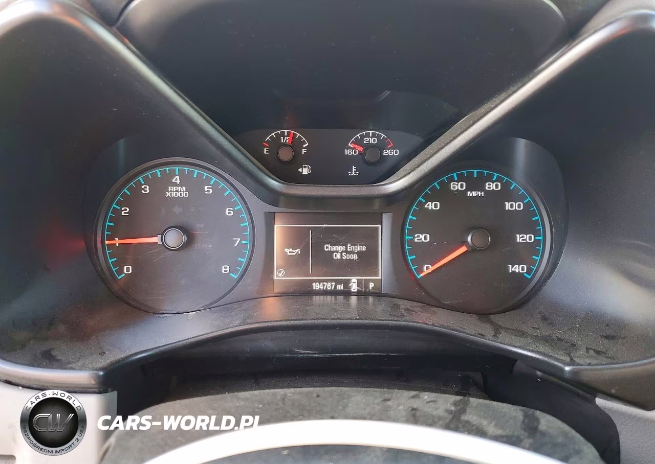 2018 Chevrolet Colorado VIN:1GCHSBEN3J1233704 - 9