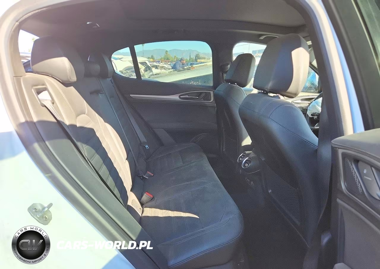 2024 Alfa Romeo Stelvio Ti VIN:ZASPAKBN3R7D78356 - 11
