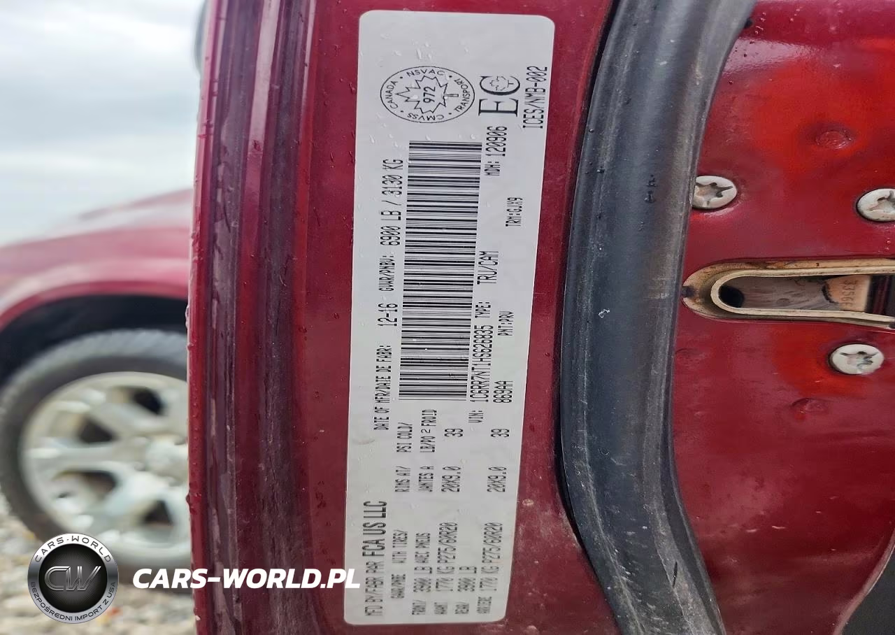 2017 Ram 1500 Laramie VIN:1C6RR7NT1HS626835 - 12