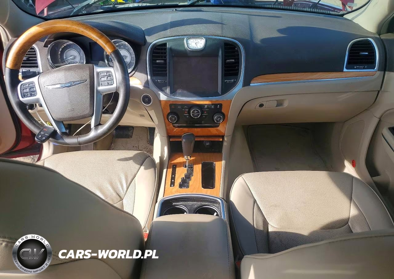 2014 Chrysler 300C VIN:2C3CCAKT6EH105926 - 8