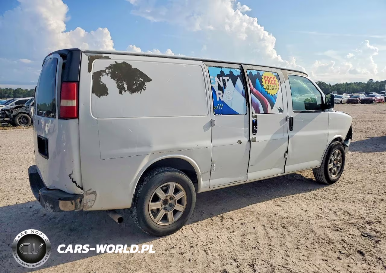 2010 Chevrolet Express G1500 VIN:1GCUGADX6A1130452 - 3