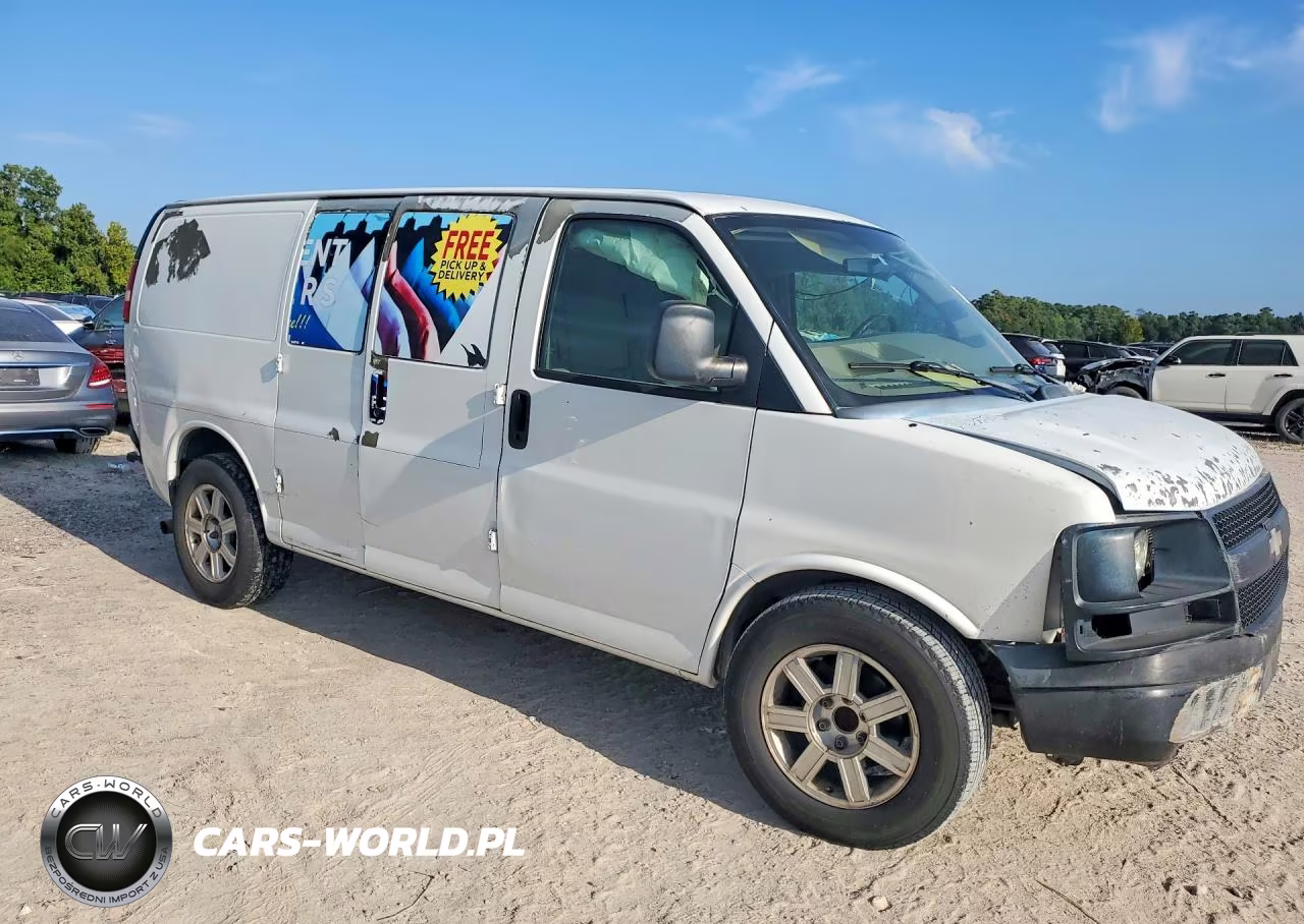 2010 Chevrolet Express G1500 VIN:1GCUGADX6A1130452 - 4