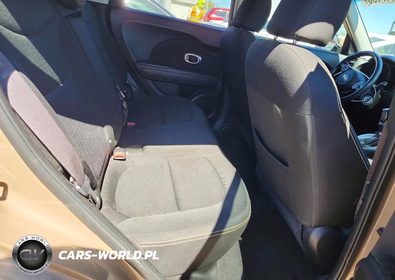 2014 Kia Soul + VIN:KNDJP3A59E7004767 - 10