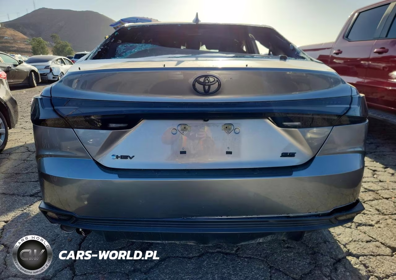 2025 Toyota Camry Se VIN:4T1DAACKXSU554817 - 6
