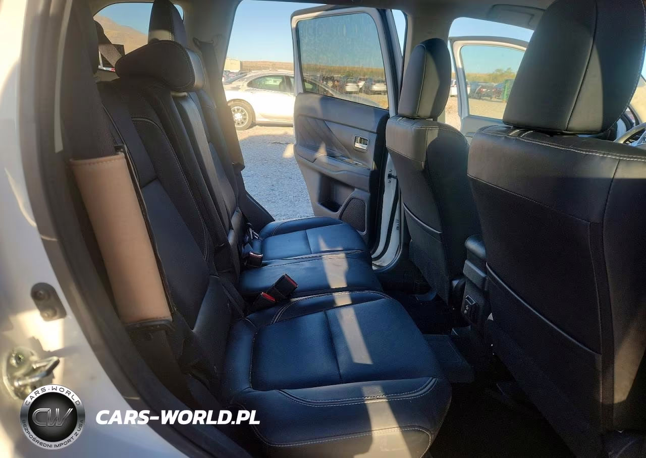 2018 Mitsubishi Outlander Se VIN:JA4J24A55JZ029372 - 11