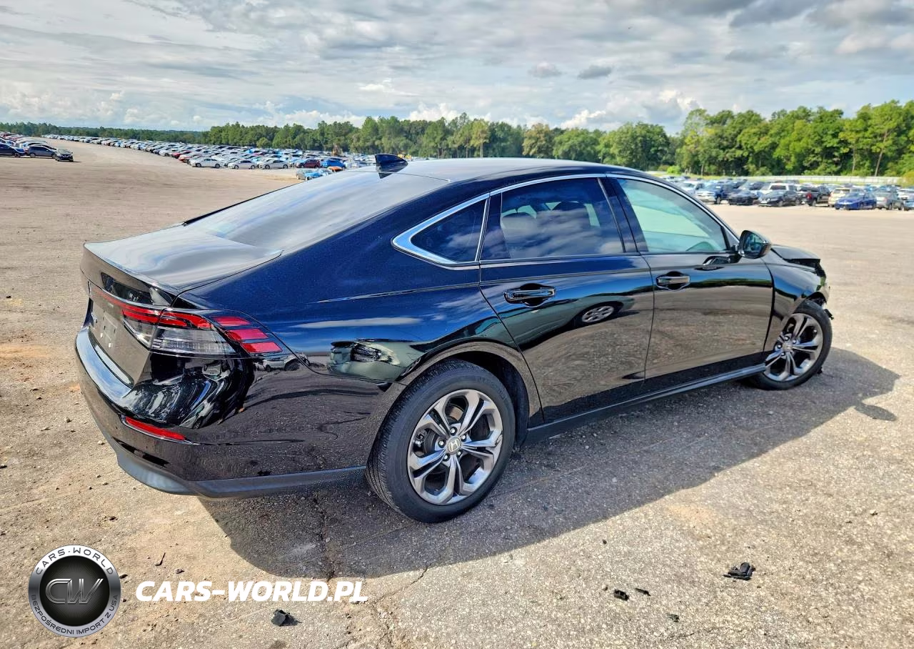 2023 Honda Accord Ex VIN:1HGCY1F37PA033922 - 3