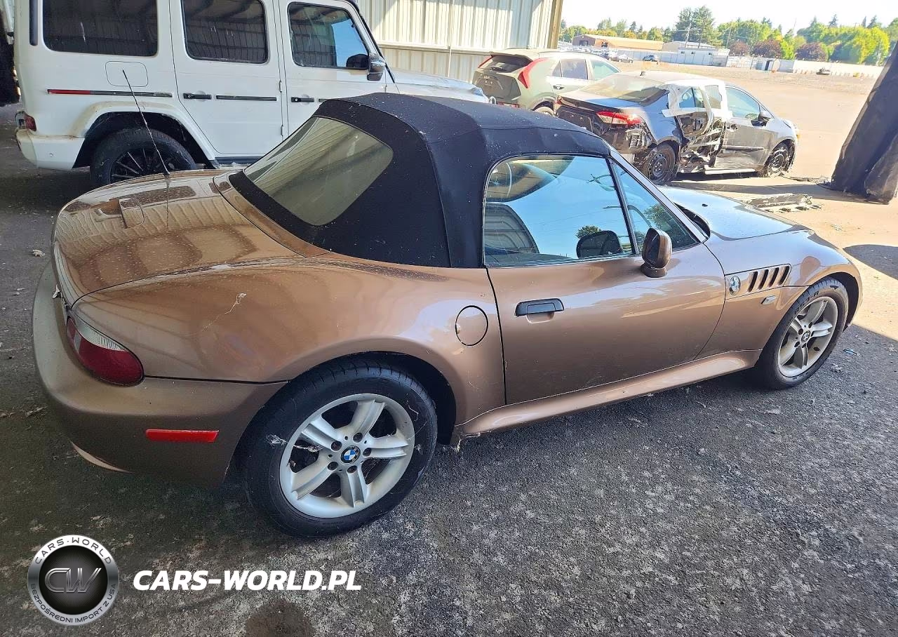 2001 BMW Z3 2.5 VIN:0LDL0T63172366 - 3