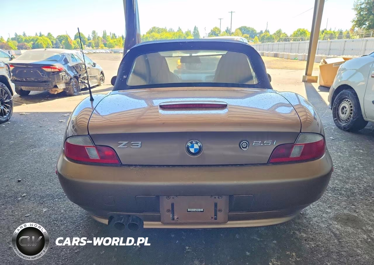 2001 BMW Z3 2.5 VIN:0LDL0T63172366 - 6