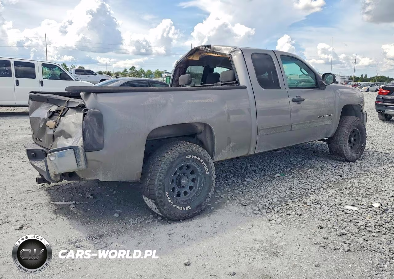 2009 Chevrolet Silverado C1500 Lt VIN:2GCEC290X91103472 - 3