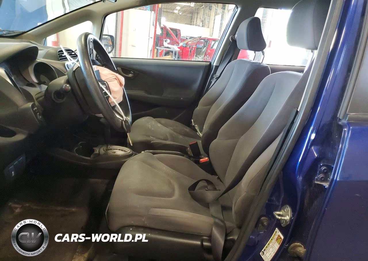2013 Honda Fit VIN:JHMGE8H3XDC072985 - 7