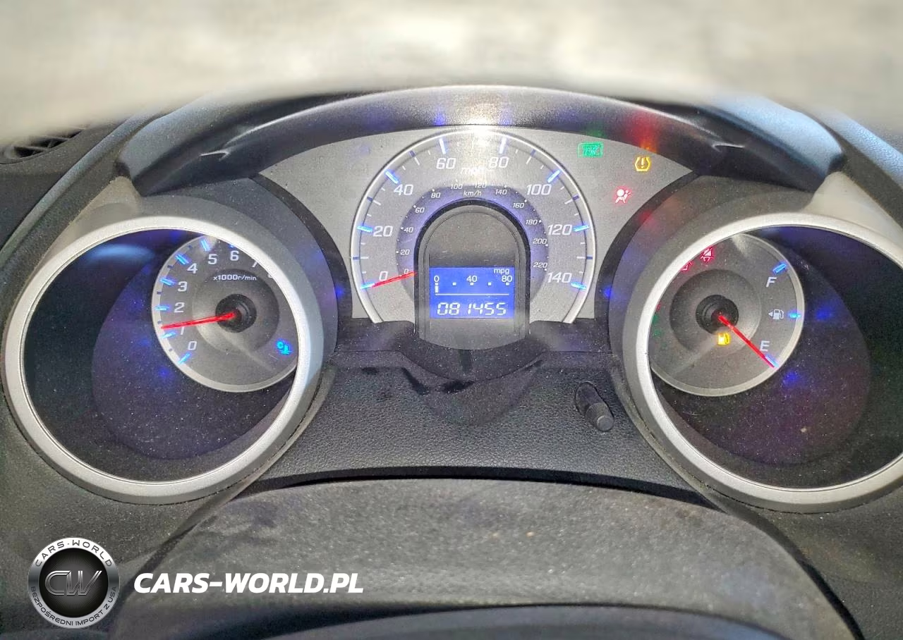 2013 Honda Fit VIN:JHMGE8H3XDC072985 - 9