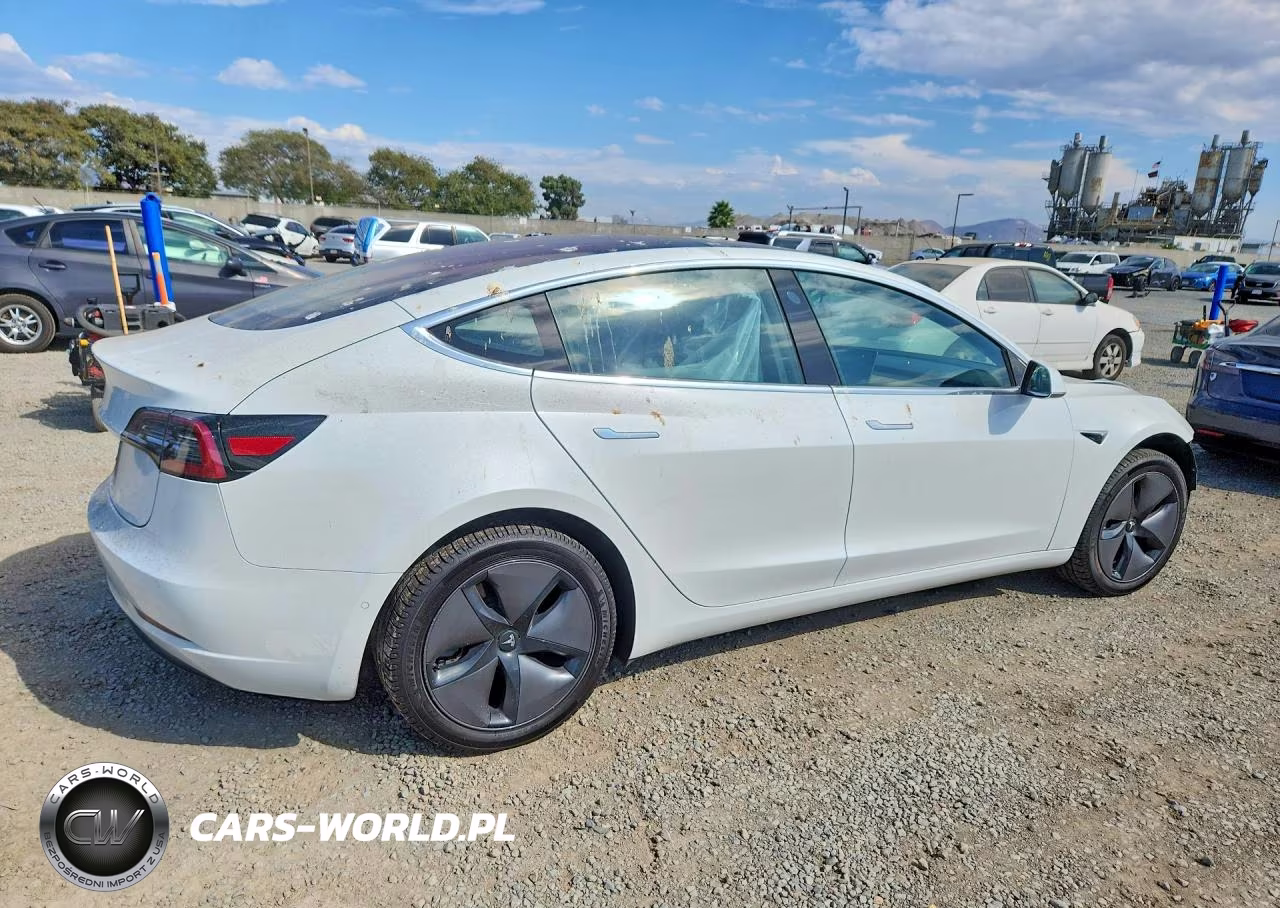 2018 Tesla Model 3 VIN:5YJ3E1EA7JF017256 - 3
