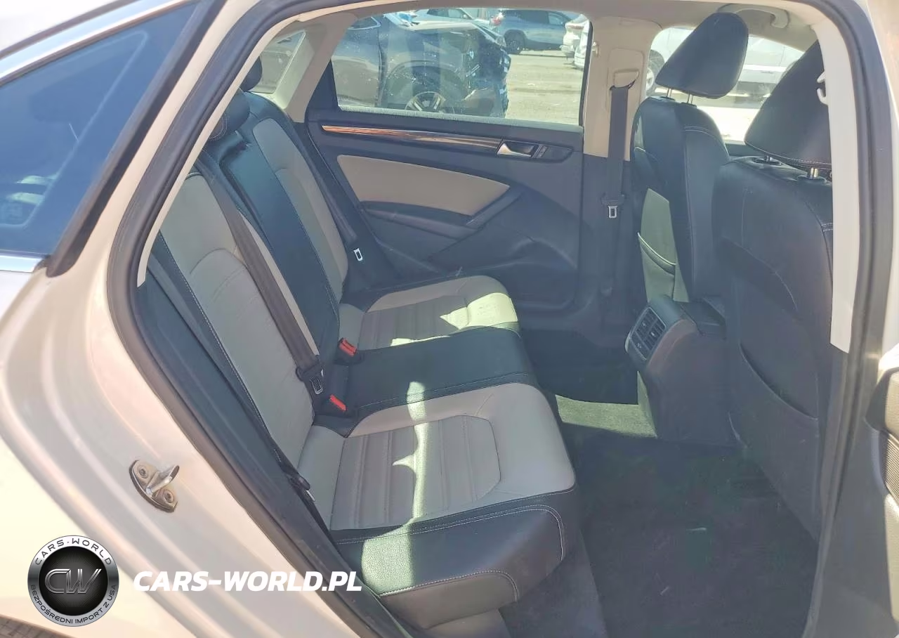 2015 Volkswagen Passat Se VIN:1VWBT7A32FC068192 - 10