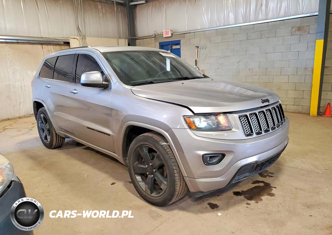 2015 Jeep Grand Cherokee Laredo VIN:1C4RJFAG8FC749087 - 4