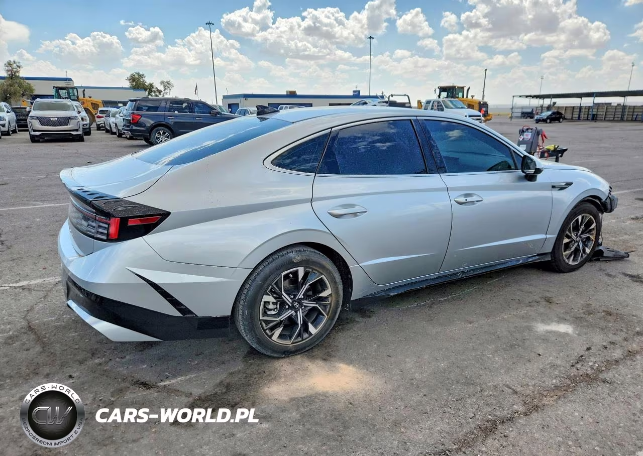 2024 Hyundai Sonata Sel VIN:KMHL64JA8RA419985 - 3