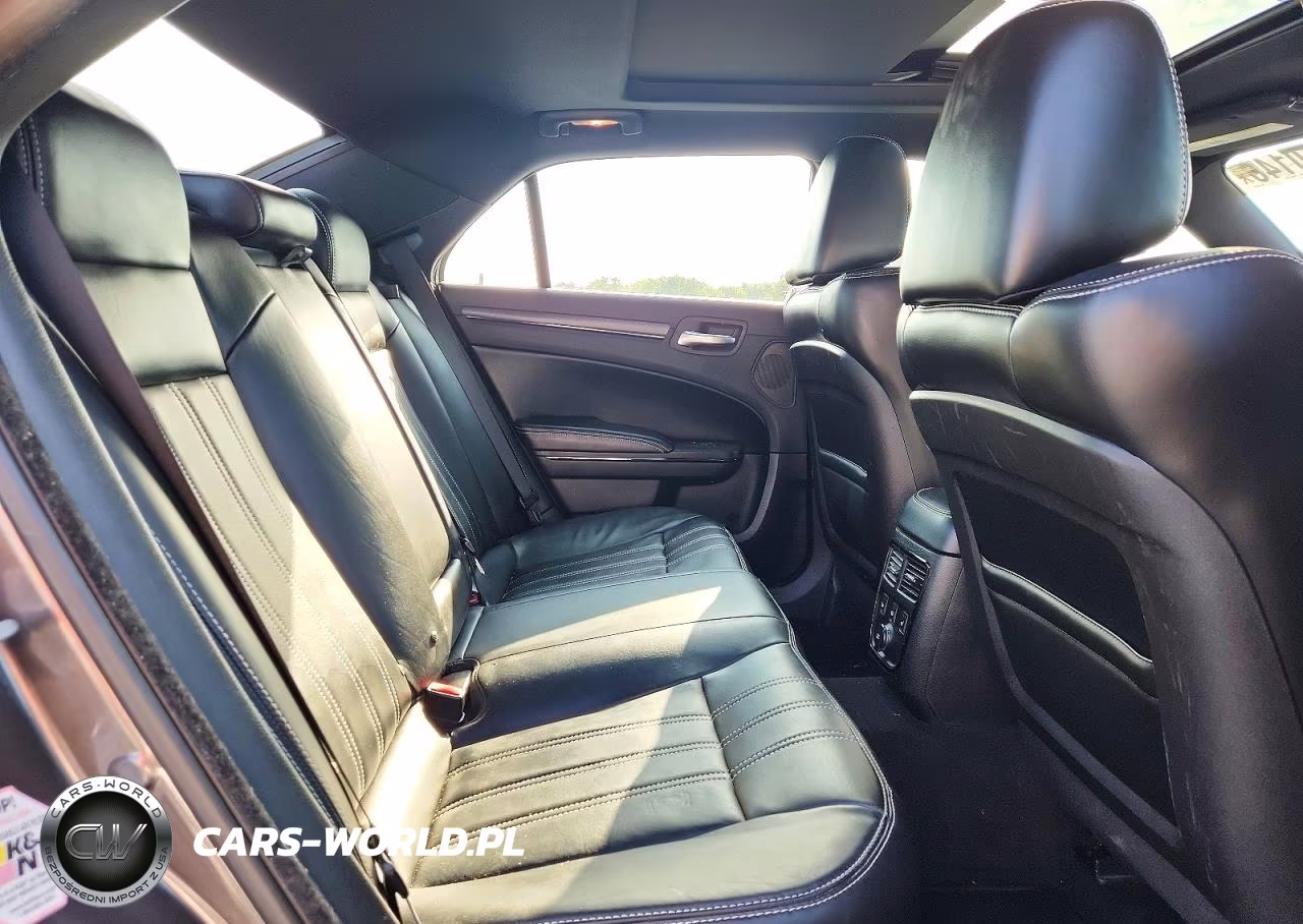 2013 Chrysler 300 S VIN:2C3CCAGG0DH543240 - 10