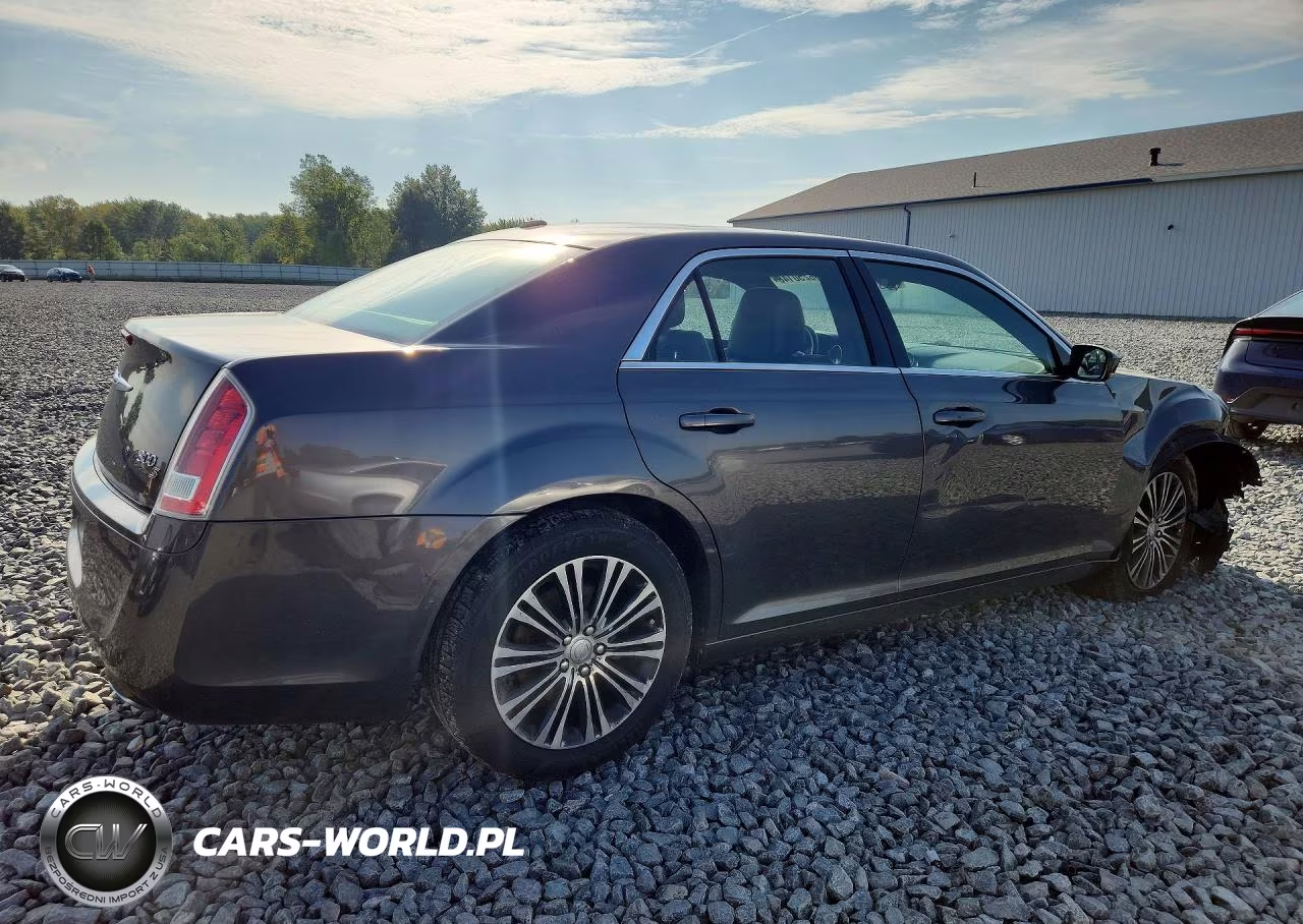2013 Chrysler 300 S VIN:2C3CCAGG0DH543240 - 3