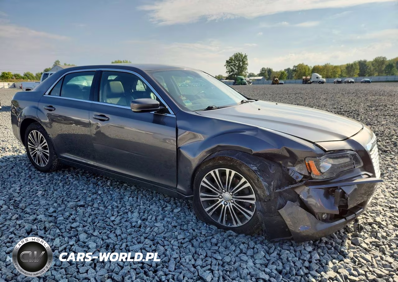 2013 Chrysler 300 S VIN:2C3CCAGG0DH543240 - 4