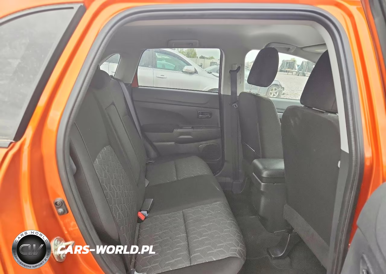 2023 Mitsubishi Outlander Sport S-Se VIN:JA4ARUAUXPU005870 - 10