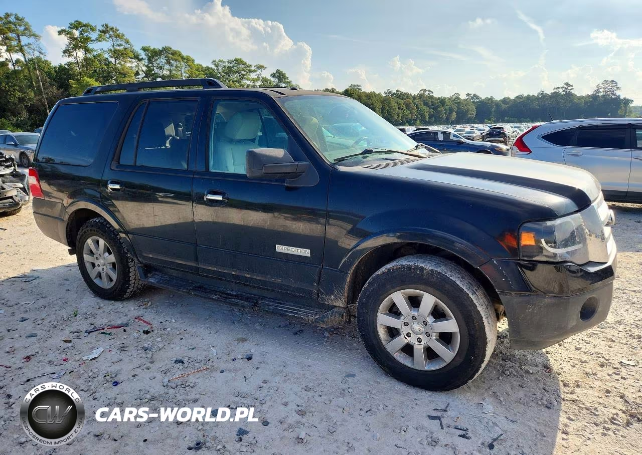 2008 Ford Expedition Xlt VIN:1FMFU15548LA84371 - 4