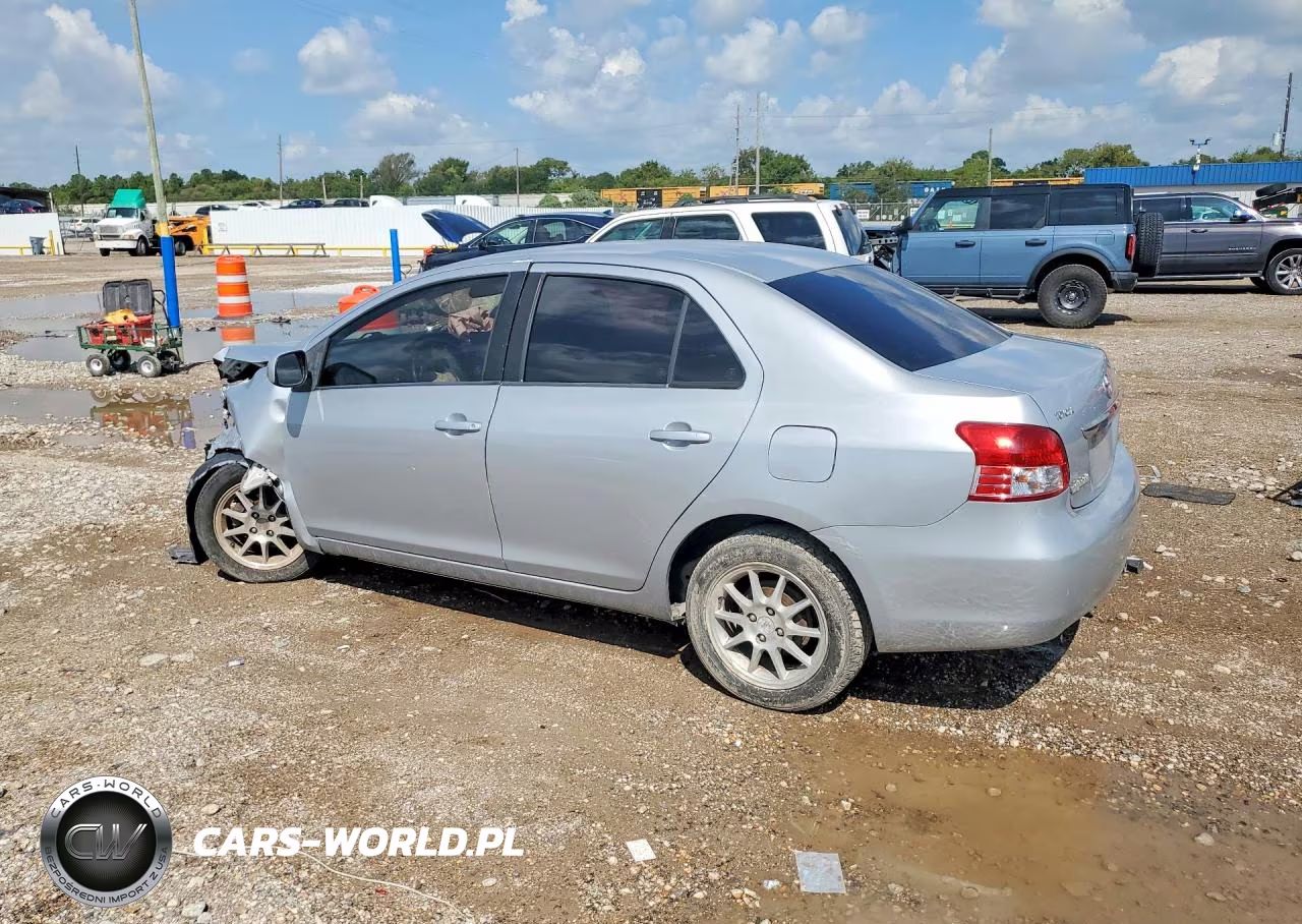 2007 Toyota Yaris Base VIN:JTDBT923771143575 - 2