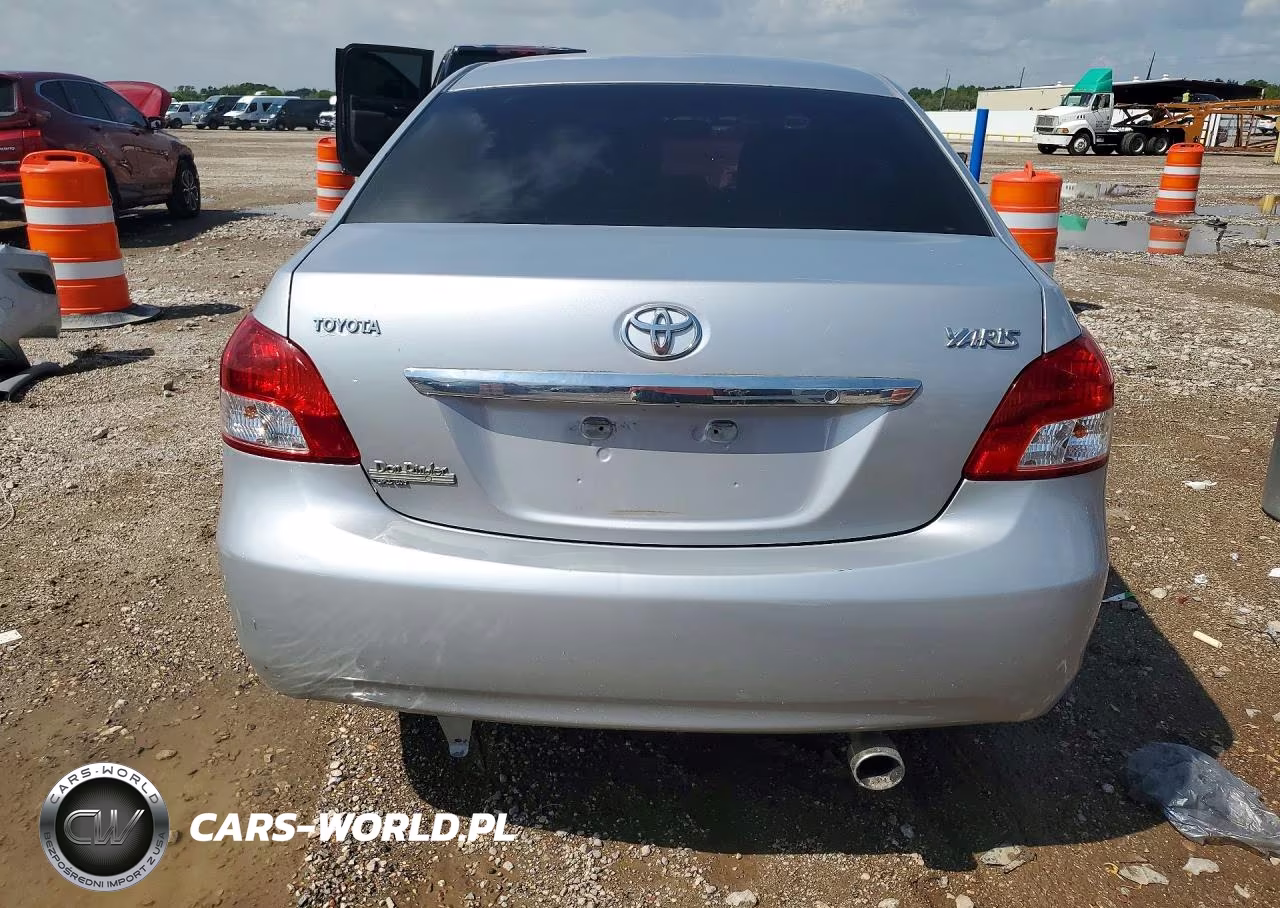 2007 Toyota Yaris Base VIN:JTDBT923771143575 - 6