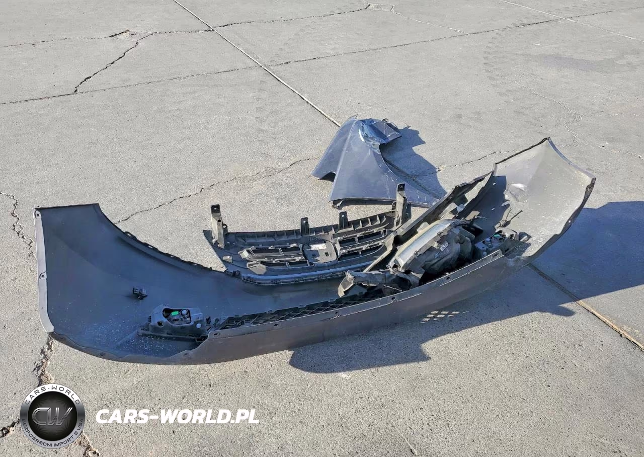 2015 Honda Odyssey Touring VIN:5FNRL5H91FB031377 - 13