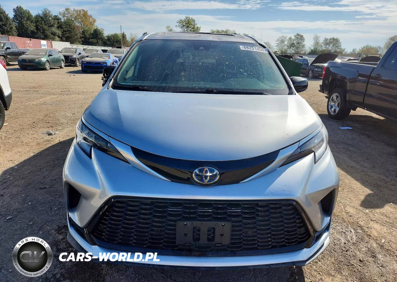 2022 Toyota Sienna Xse VIN:5TDDRKEC8NS096552 - 5