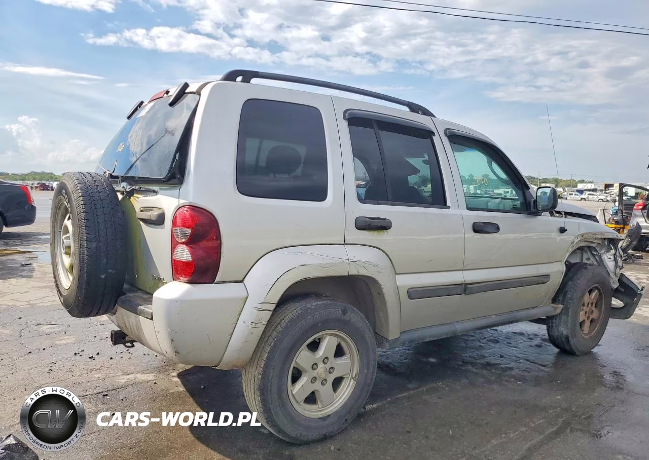 2007 Jeep Liberty Sport VIN:1J4GL48K27W703376 - 3