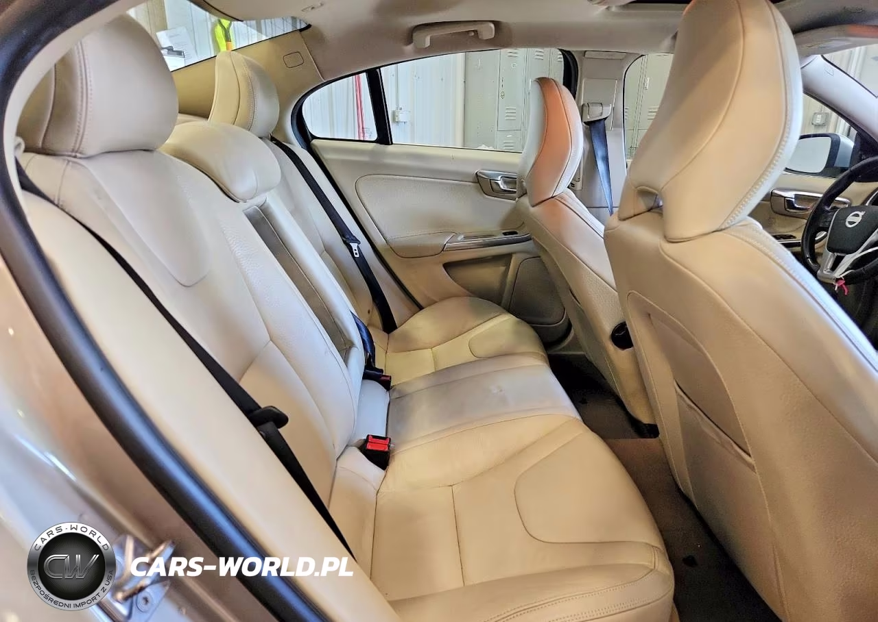 2014 Volvo S60 T5 VIN:YV1612FSXE2289633 - 10