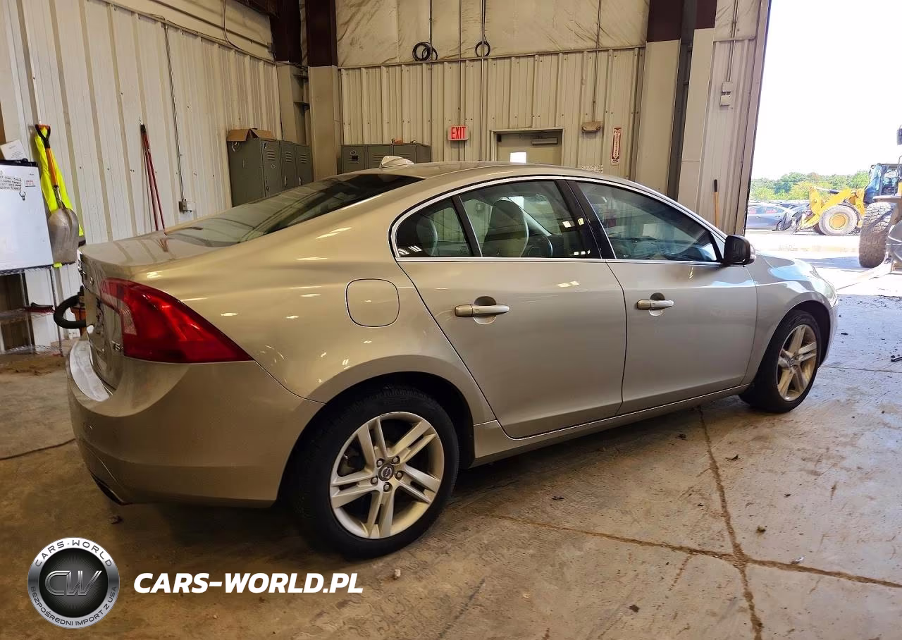 2014 Volvo S60 T5 VIN:YV1612FSXE2289633 - 3