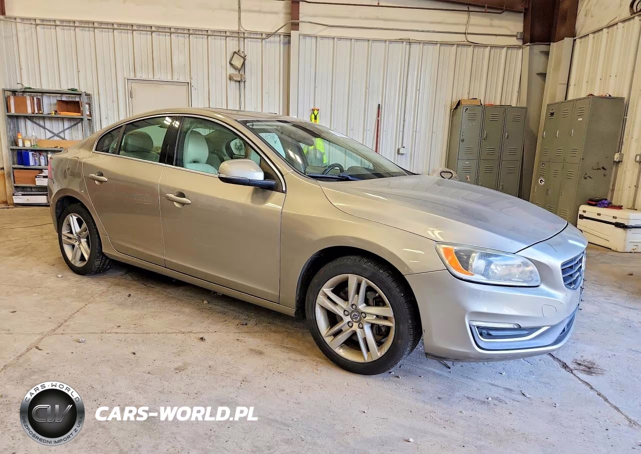 2014 Volvo S60 T5 VIN:YV1612FSXE2289633 - 4