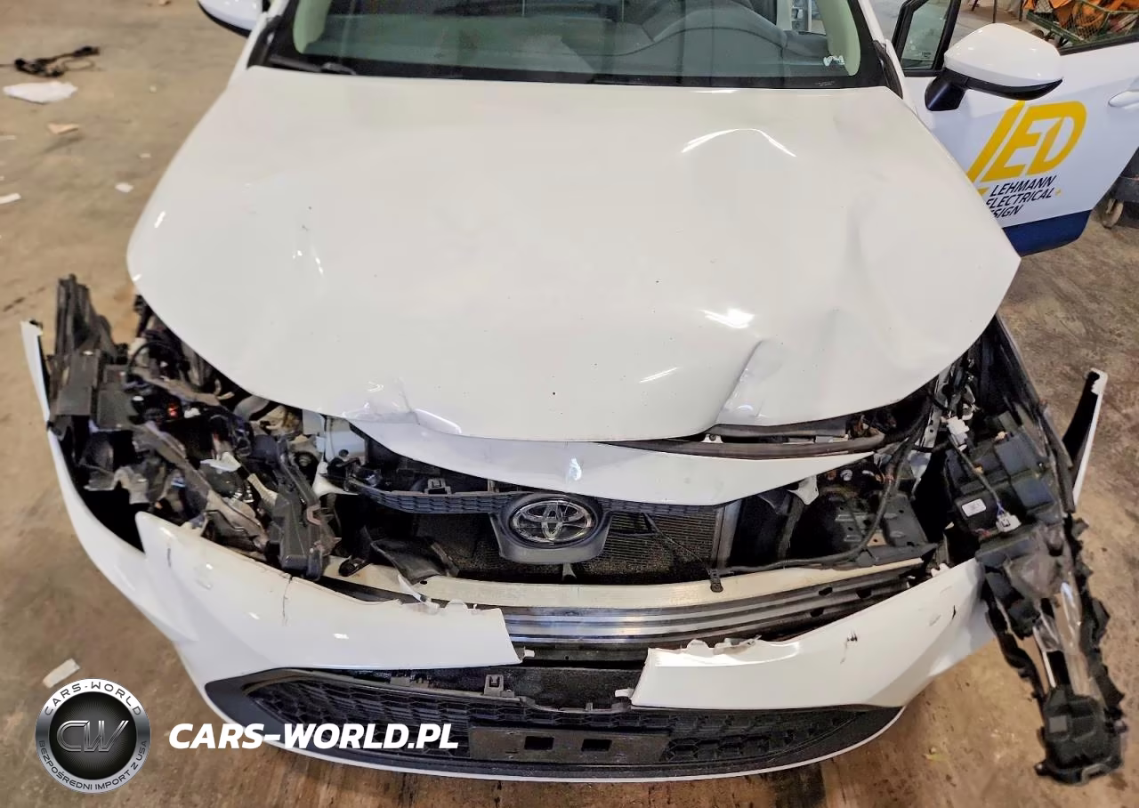 2020 Toyota Corolla Le VIN:5YFEPRAE6LP121142 - 11
