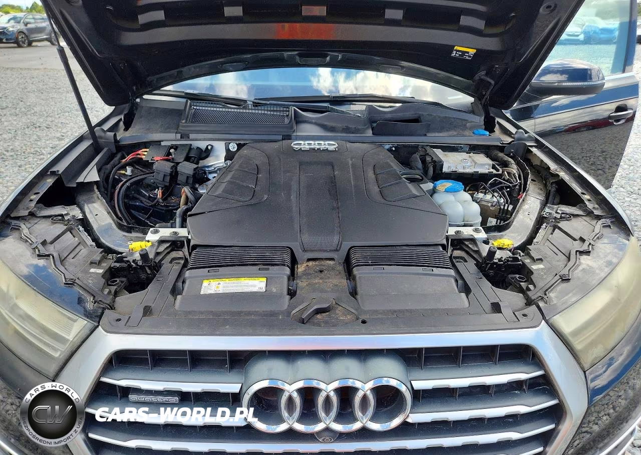 2017 Audi Q7 Premium Plus VIN:WA1LAAF70HD013270 - 12